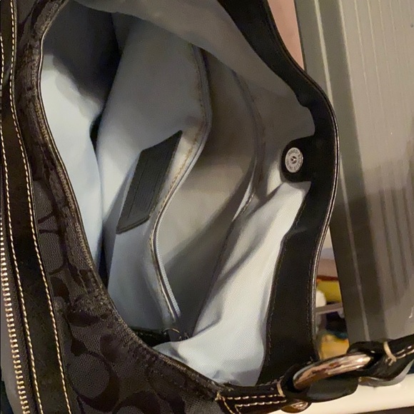 Coach purse - Picture 5 of 9